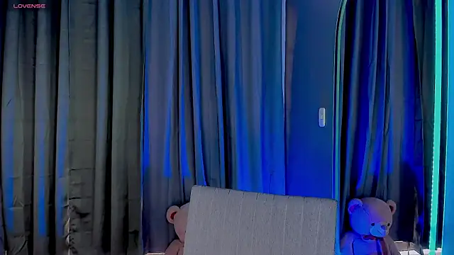 gatitavenecis online show from December 28, 2024, 4:30 pm