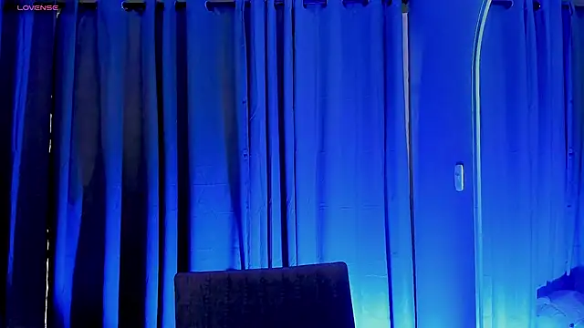 gatitavenecis online show from February 25, 2025, 10:07 pm