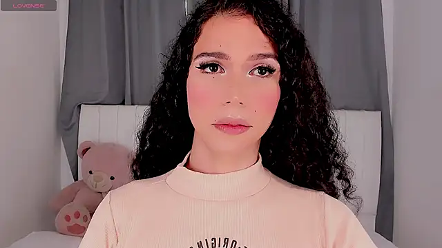 gatitavenecis online show from September 16, 2025, 11:22 am