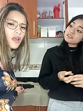 Gabby and Alice online show from March 20, 2025, 3:02 am