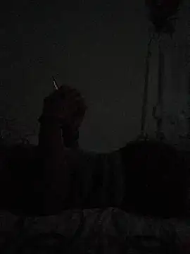 Johnras121 online show from April 6, 2026, 4:46 am