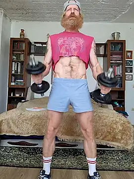 Gingerbeard40 online show from November 24, 2025, 8:03 am