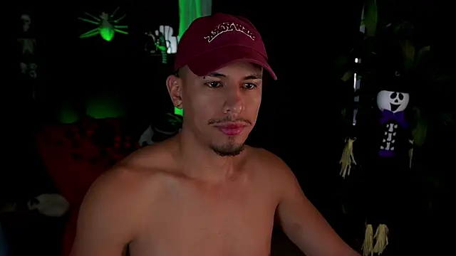 Aaronfox x online show from October 16, 2025, 12:17 pm