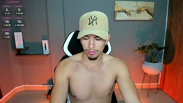 Aaronfox x online show from March 23, 2026, 9:57 am