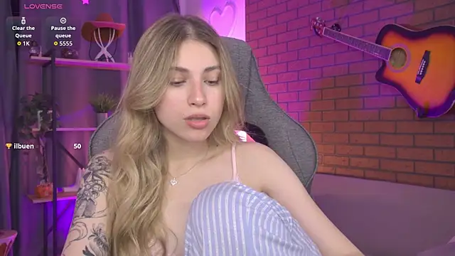 EllieCutes online show from July 21, 2026, 8:38 am