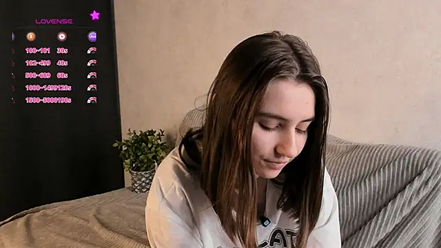 MeghanElson online show from January 27, 2025, 2:46 pm