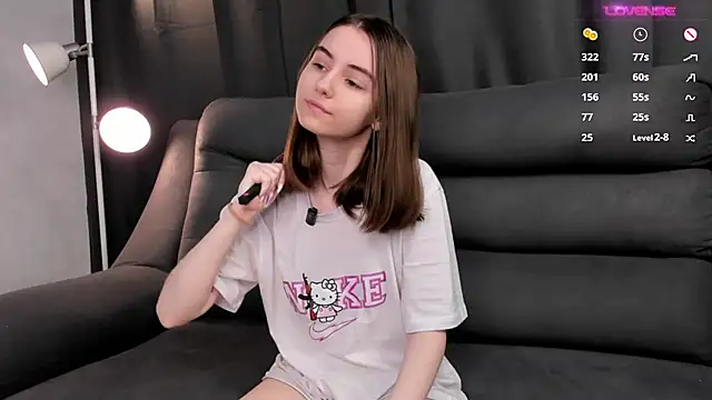 MeghanElson online show from March 3, 2025, 11:22 am