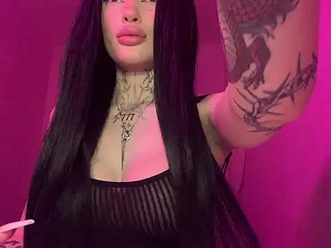 madelinexx online show from February 26, 2025, 8:22 pm