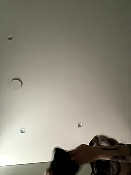 madelinexx online show from October 24, 2025, 11:06 am