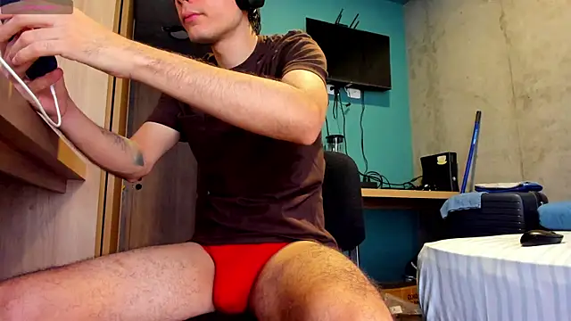 Huge latin cock online show from July 29, 2026, 9:13 pm