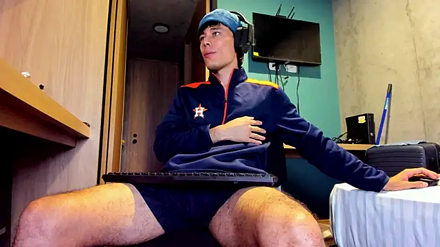 Huge latin cock online show from August 6, 2026, 12:23 am