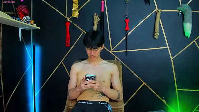 MillersKink online show from January 31, 2025, 11:35 pm