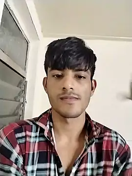 kingkartik7 online show from March 1, 2025, 4:22 pm