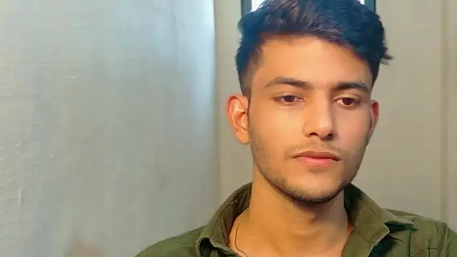 kingkartik7 online show from December 1, 2025, 7:57 am