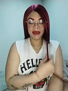 Snapshot of ImAlana__ chatting on October 13, 2025, 10:59 am ImAlana online show from October 13, 2025, 10:59 am