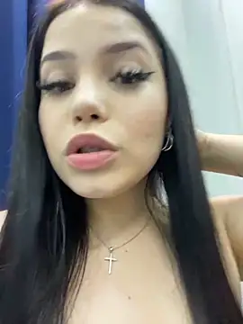 Chloe  Moon online show from December 17, 2024, 4:21 pm