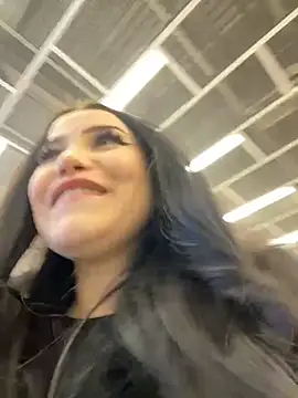 Chloe  Moon online show from December 20, 2024, 2:49 pm