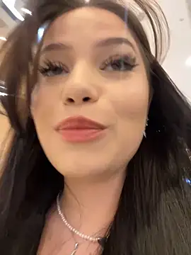 Chloe  Moon online show from October 21, 2025, 2:29 pm