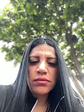 Milff parkerrr online show from February 1, 2025, 4:00 pm