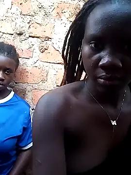 Black juicy24 online show from February 17, 2025, 2:59 pm