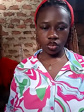 Black juicy24 online show from September 19, 2025, 4:25 am