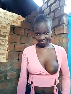 Black juicy24 online show from November 18, 2025, 4:06 am