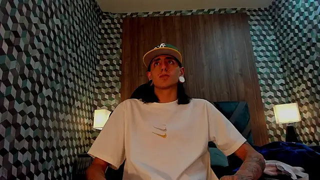 Matthew Dixonn online show from January 25, 2025, 9:57 pm