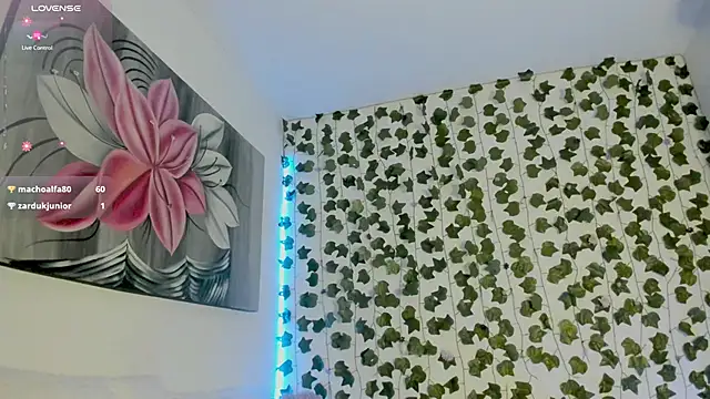 daren paulina online show from February 7, 2025, 3:45 am