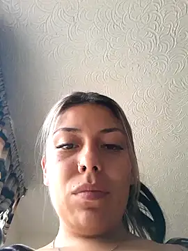 Snapshot of Sweel_Leyva18 chatting on December 10, 2024, 6:06 pm Sweel Leyva18 online show from December 10, 2024, 6:06 pm