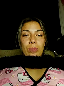 Snapshot of Sweel_Leyva18 chatting on December 13, 2024, 4:11 am Sweel Leyva18 online show from December 13, 2024, 4:11 am