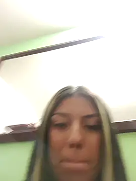 Snapshot of Sweel_Leyva18 chatting on January 26, 2025, 6:59 am Sweel Leyva18 online show from January 26, 2025, 6:59 am