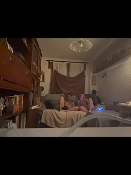 Snapshot of camisexxxtodo chatting on March 30, 2026, 4:24 am camisexxxtodo online show from March 30, 2026, 4:24 am