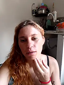 Scarlett-Leh online show from December 20, 2024, 3:42 pm