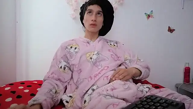 Safiro Queen online show from December 21, 2025, 12:56 pm