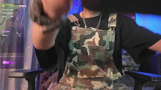  hairybeard  online show from February 4, 2026, 8:47 pm