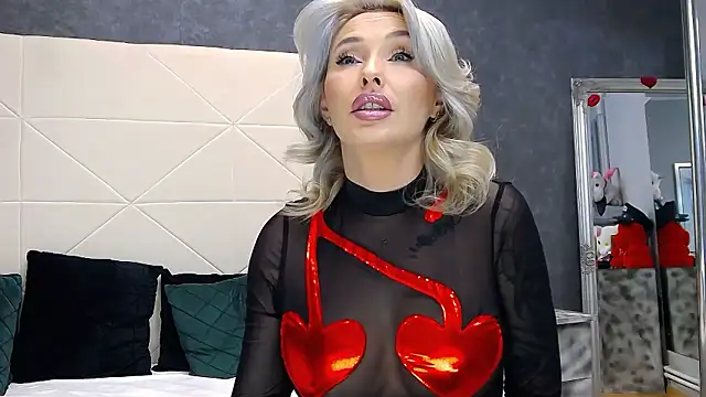 IssaSmith online show from January 11, 2026, 4:01 pm