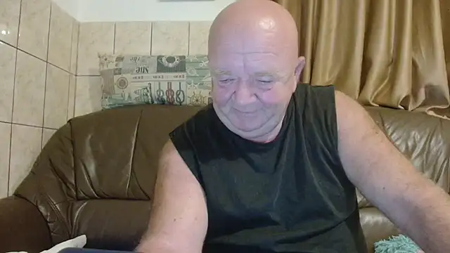 fullballs6 online show from October 2, 2025, 1:56 am