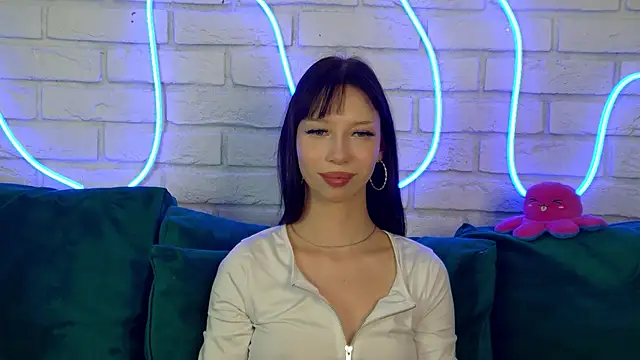 MaliaLandre online show from March 19, 2025, 10:33 am