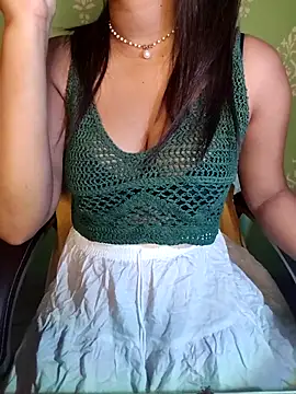 QueenOfHeart 07 online show from December 2, 2025, 6:25 pm