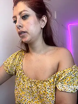 nix white online show from October 26, 2025, 2:50 am