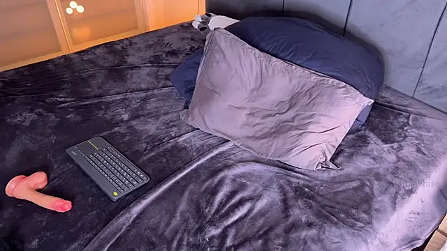 mirai meeow online show from January 31, 2026, 7:11 pm