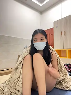 zqq5522 online show from February 4, 2025, 5:01 pm