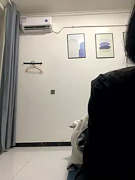 zqq5522 online show from January 7, 2026, 11:56 am