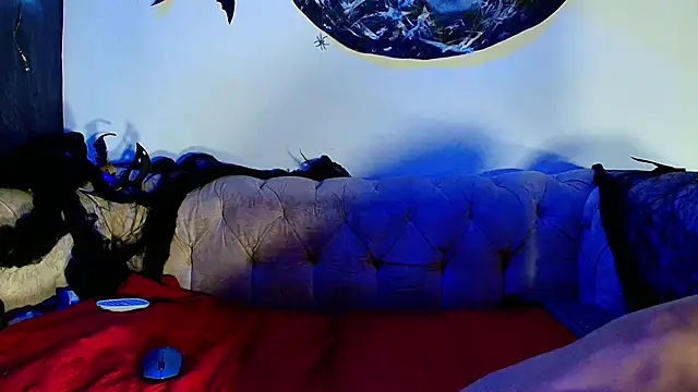 Snapshot of kira_mz chatting on October 20, 2025, 12:05 pm kira mz online show from October 20, 2025, 12:05 pm