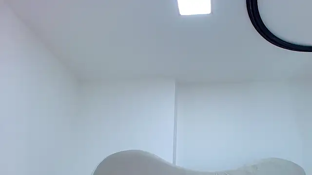 Snapshot of kira_mz chatting on November 27, 2025, 12:07 pm kira mz online show from November 27, 2025, 12:07 pm