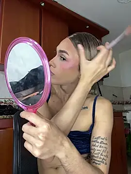 Ambarhilton online show from February 24, 2026, 2:42 am