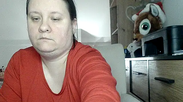 ReifeVenna online show from December 18, 2025, 5:08 pm