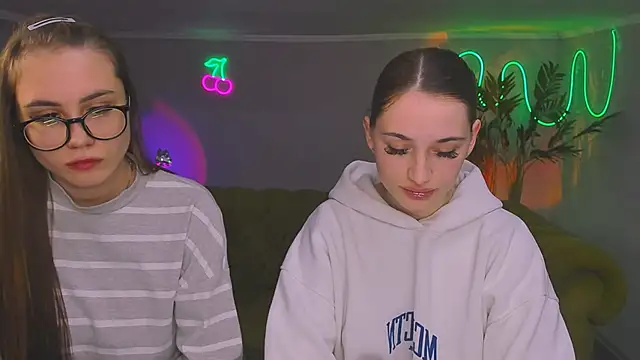 queenofjoyy online show from December 3, 2024, 7:22 pm