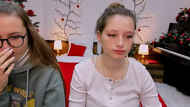 queenofjoyy online show from December 15, 2024, 6:29 am