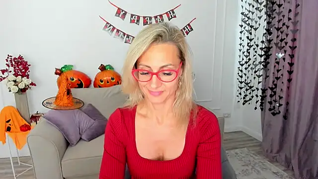 MuseOfStage online show from October 26, 2025, 11:27 am